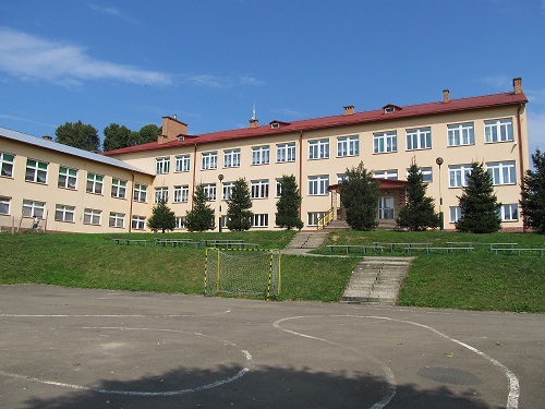 Zespół Szkół w Starej Wsi